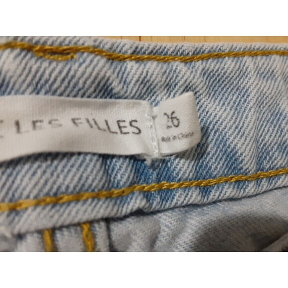 Avec Les Filles Distress Denim Short in Blue Size 26 - Picture 4 of 9
